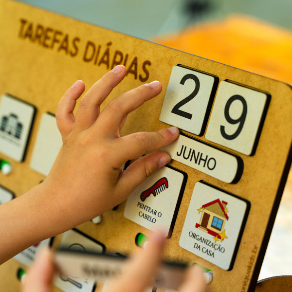 Tarefas Diárias - Brinque e Eduque ao Mesmo Tempo!